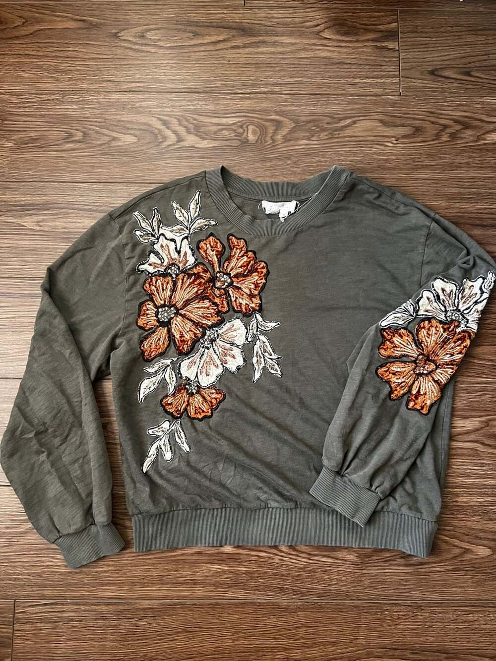 Anthropologie Floral Applique Sweatshirt Size M Green Velvet Patches